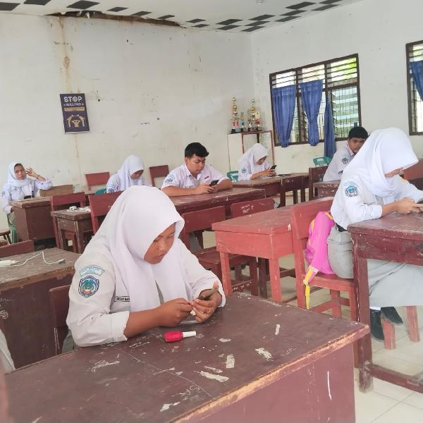 IKASMANSAKU Gelar Seleksi Siswa SMA Negeri 1 Kuala untuk Program Beasiswa Bimbel Gratis 